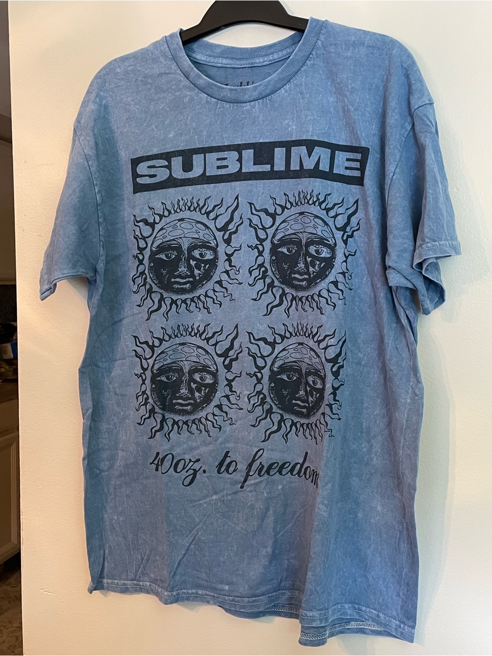 Sublime 40oz To Freedom Blue Mineral Wash 4 Sun Graphic Tee Large